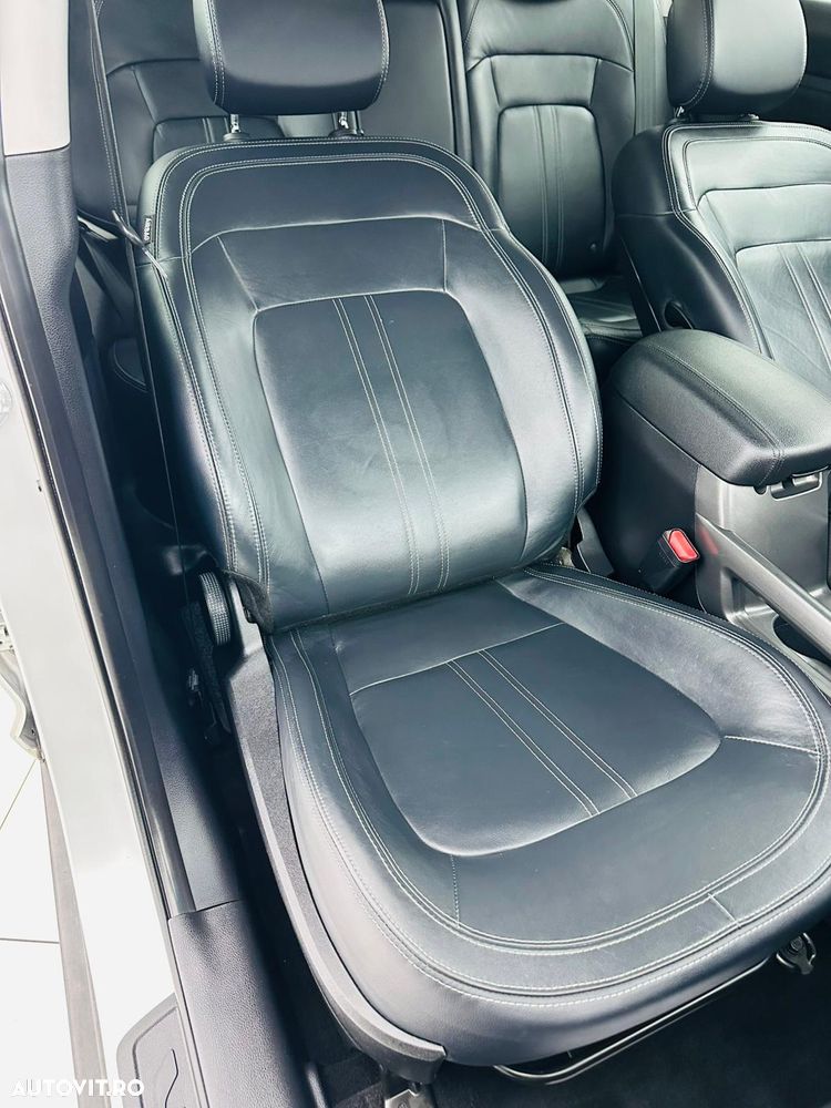 Kia Sportage 1.7 CRDI 2WD Spirit - 23