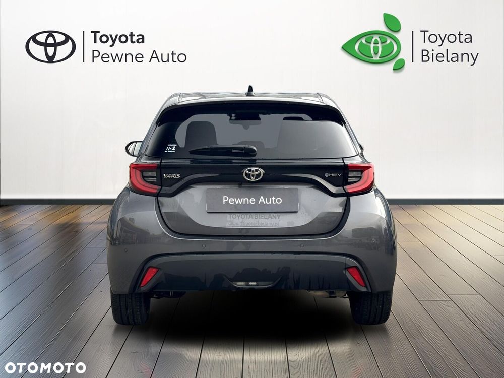 Toyota Yaris Hybrid 1.5 Style - 4