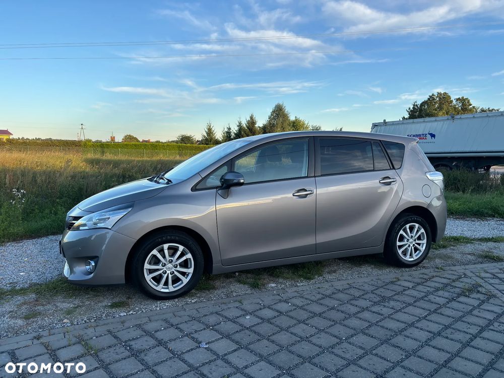 Toyota Verso 1.6 D-4D 5-Sitzer Start/Stop Edition S+ - 12