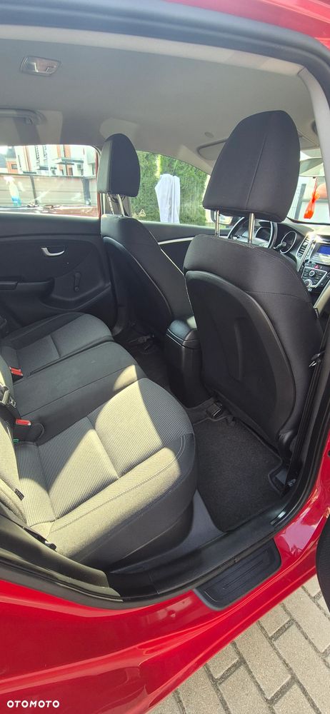 Hyundai i30 - 16
