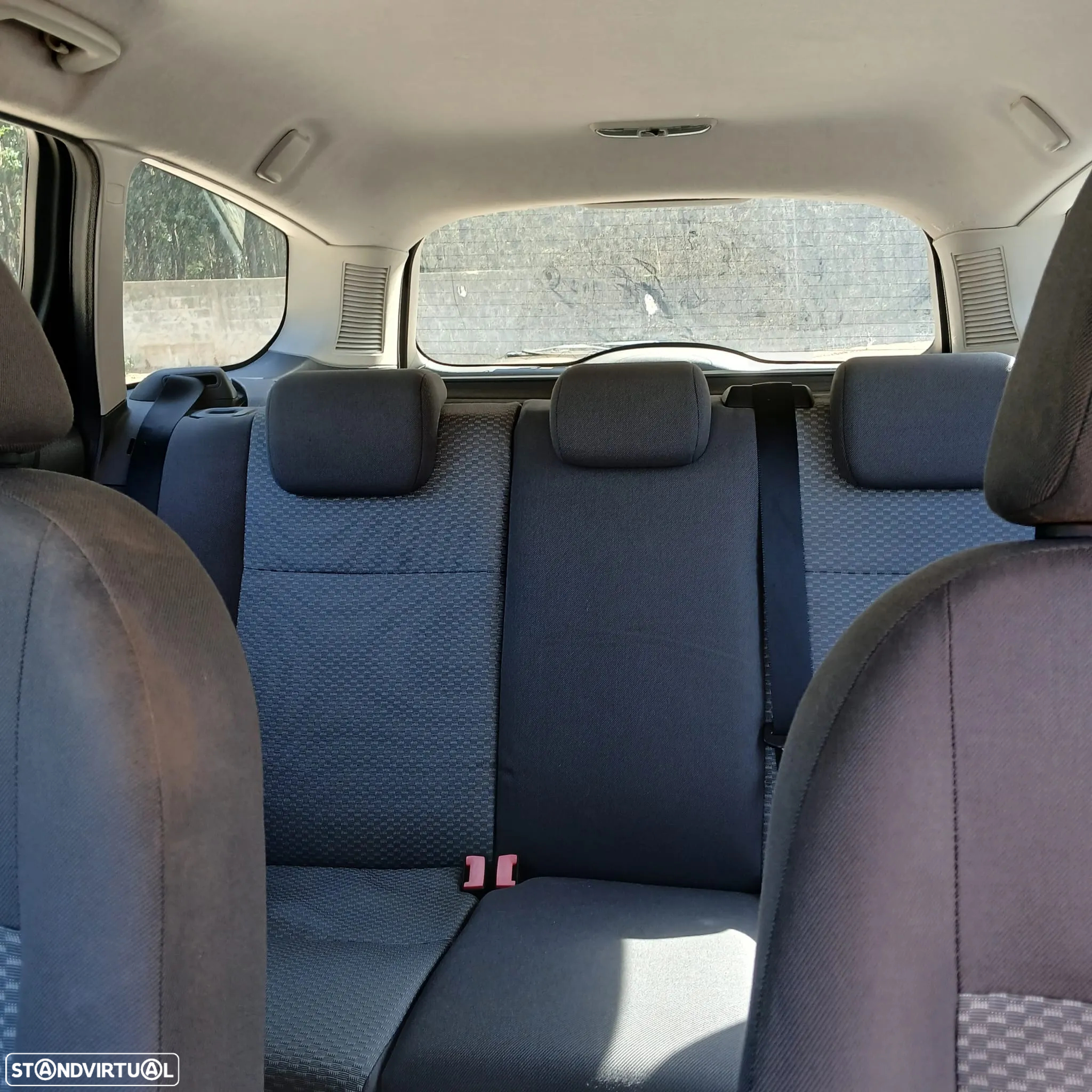 Ford Focus II 1.4 de 2005 – Peças Usadas (9977) - 7