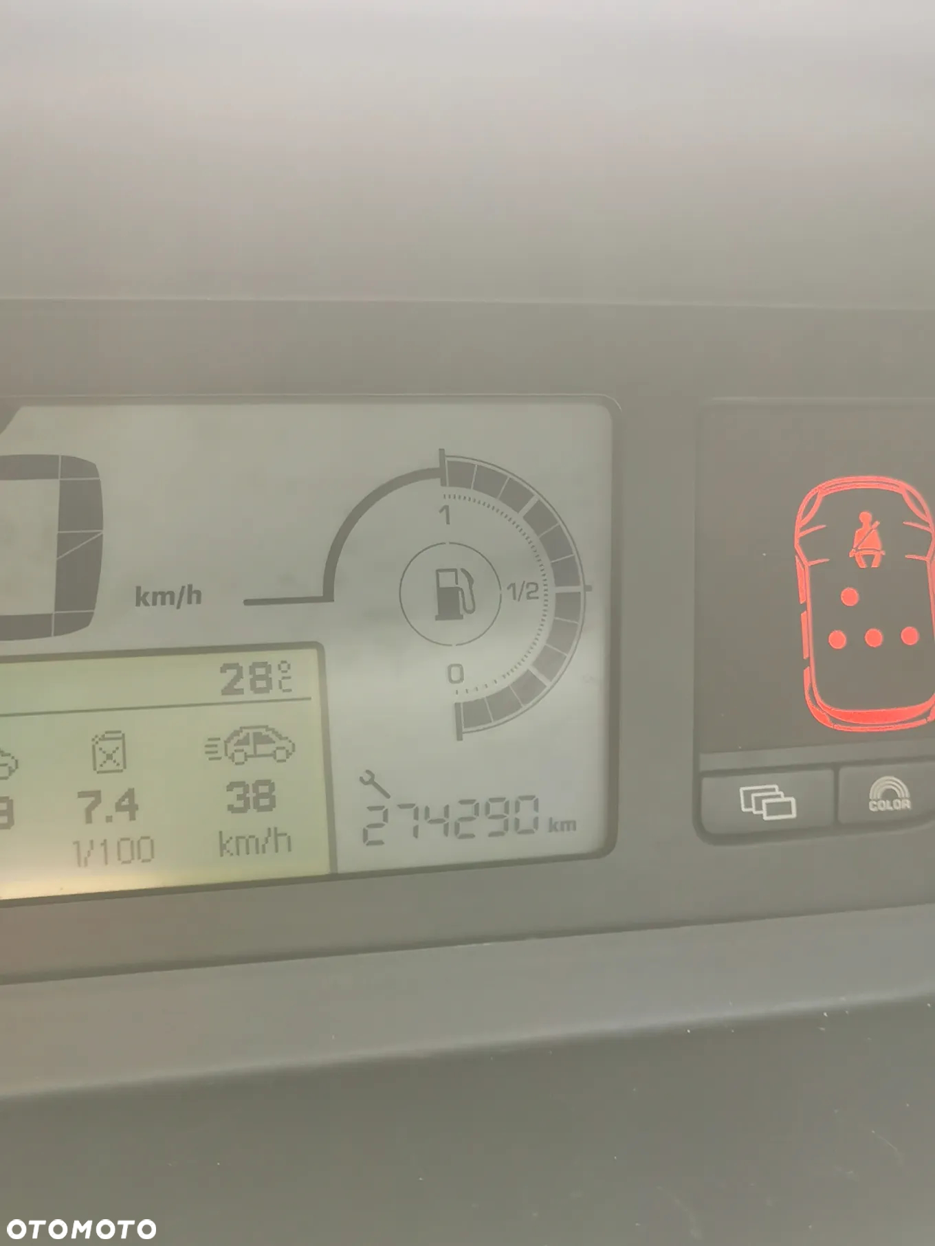 Citroën C4 Picasso - 13