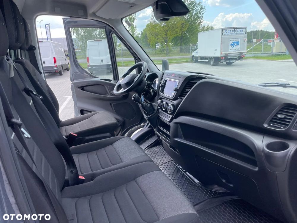 Iveco 35S18 Kontener 8EP Winda - 12