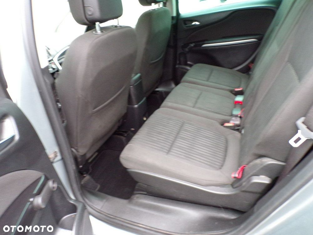 Opel Zafira - 24