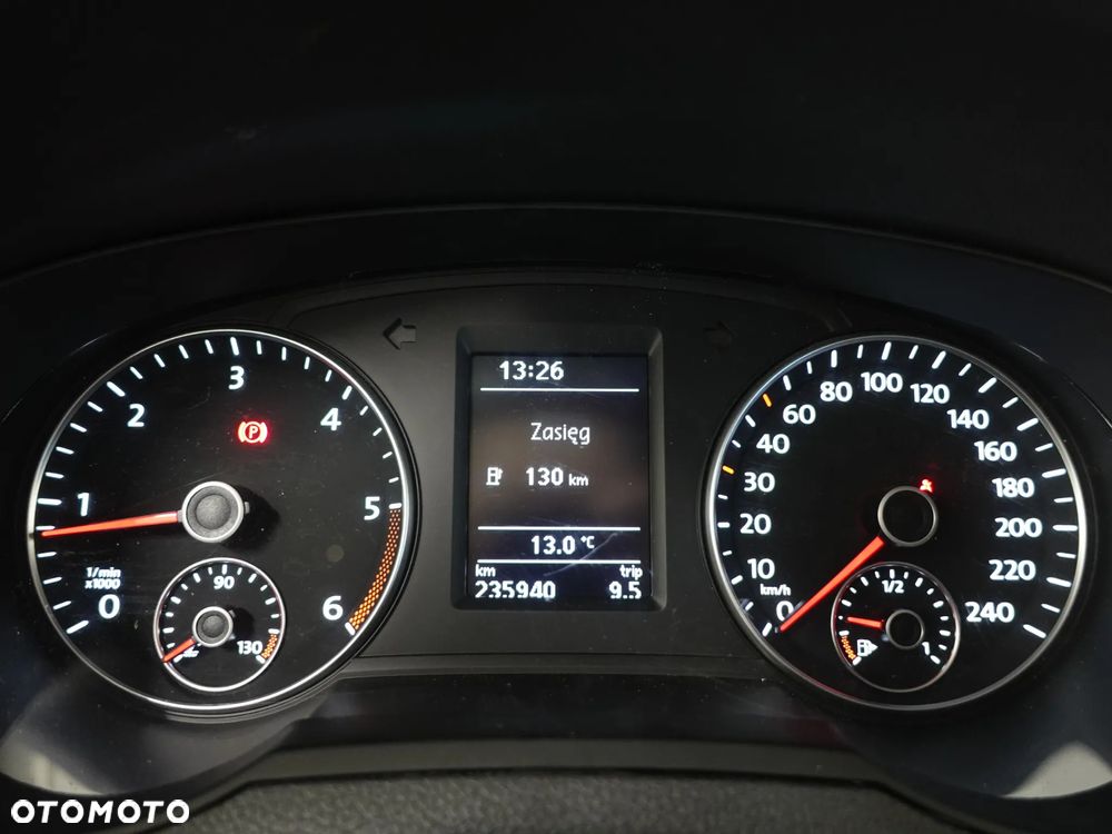 Volkswagen Sharan 2.0 TDI 4Motion BlueMotion Technology Highline - 36