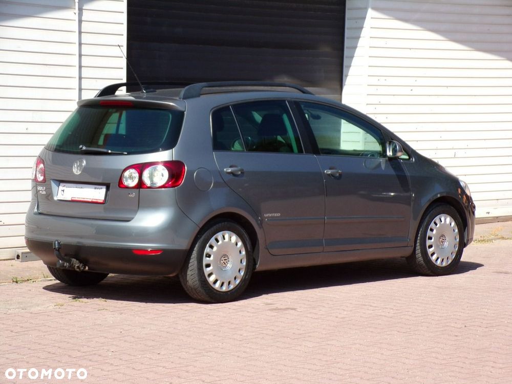 Volkswagen Golf Plus 1.6 Automatik United - 11