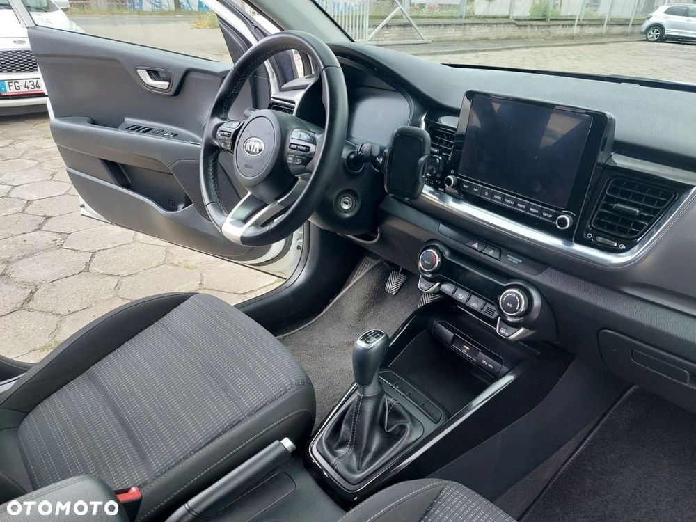 Kia Stonic - 15