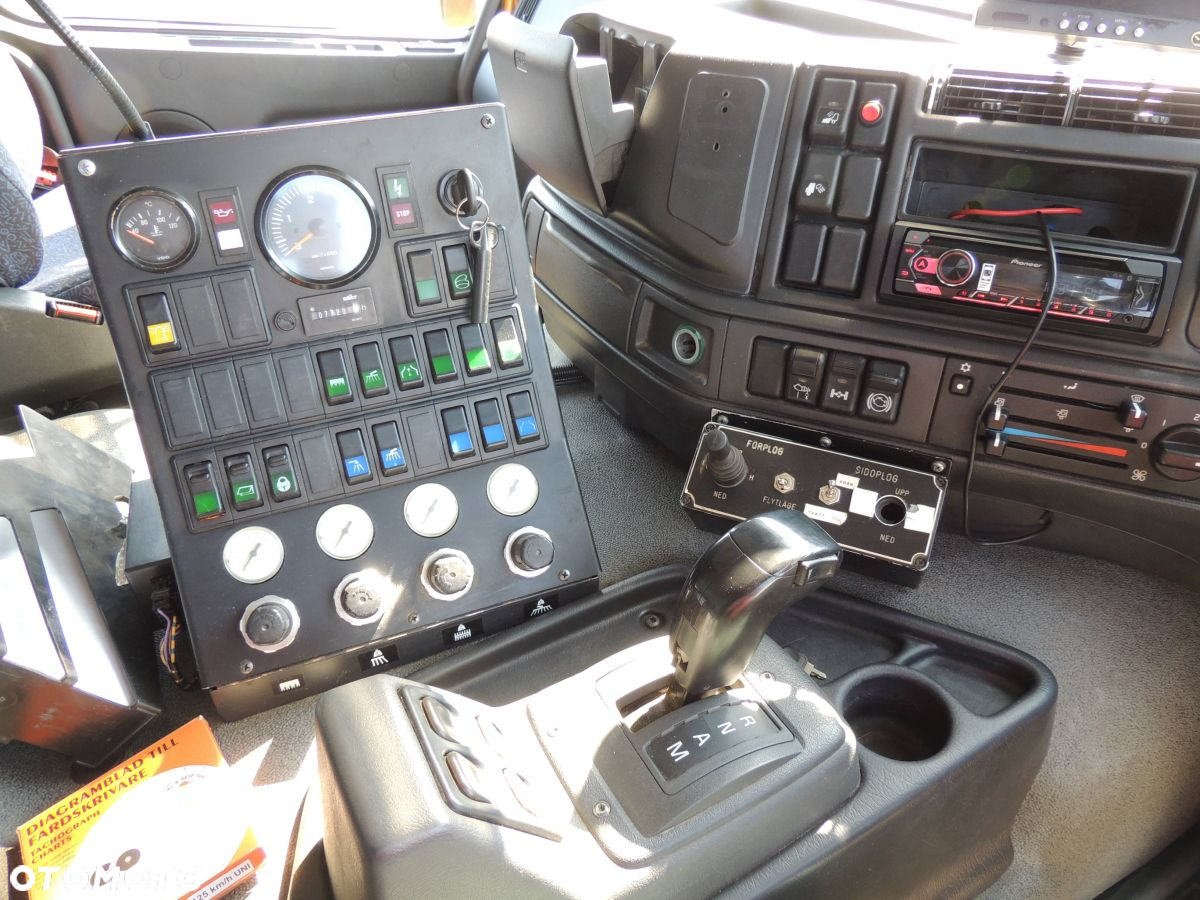 Volvo FM7 Zamiatarka, 350KM, Johnston-Beam, 2000rok - 22