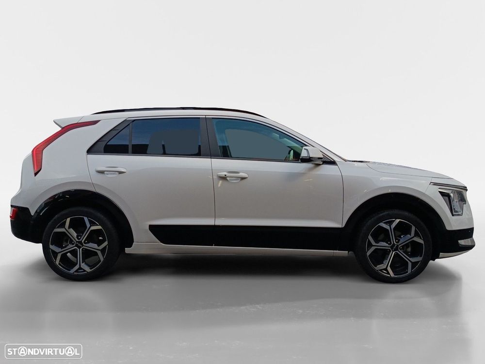 Kia Niro 1.6 GDi HEV Tech — fotografia 6