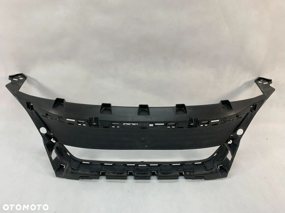 Peugeot 3008 5008 II 16r Wspornik atrapa 2016