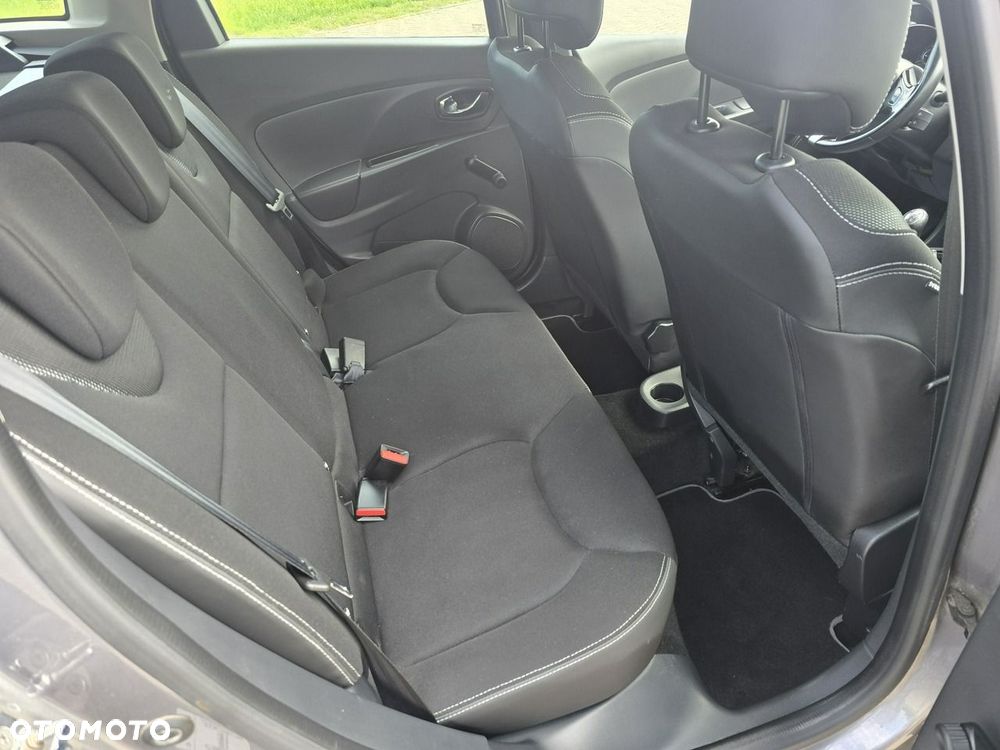 Renault Clio - 22