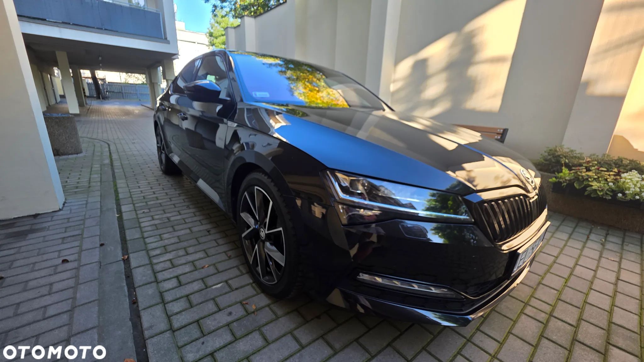 Skoda Superb 2.0 TSI Sportline DSG - 1