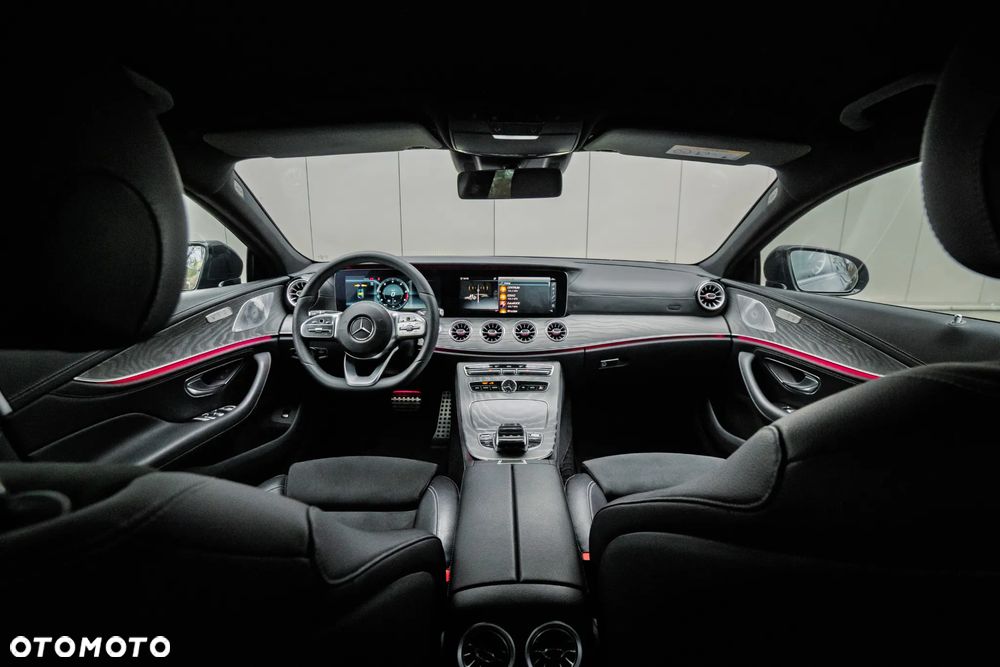 Mercedes-Benz CLS 400 d 4Matic 9G-TRONIC AMG Line - 13