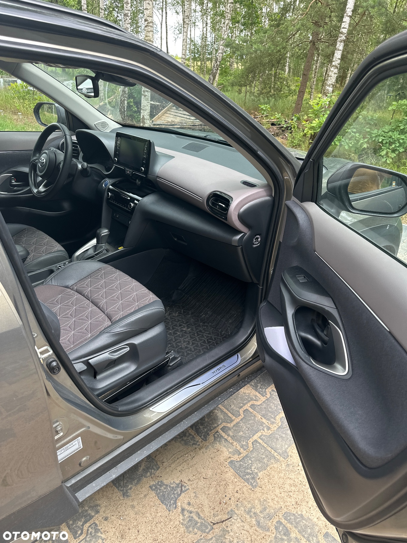 Toyota Yaris Cross Hybrid 1.5 Executive 4x4 - 12
