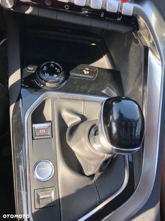 Peugeot 3008 2.0 BlueHDi Allure S&S - 15