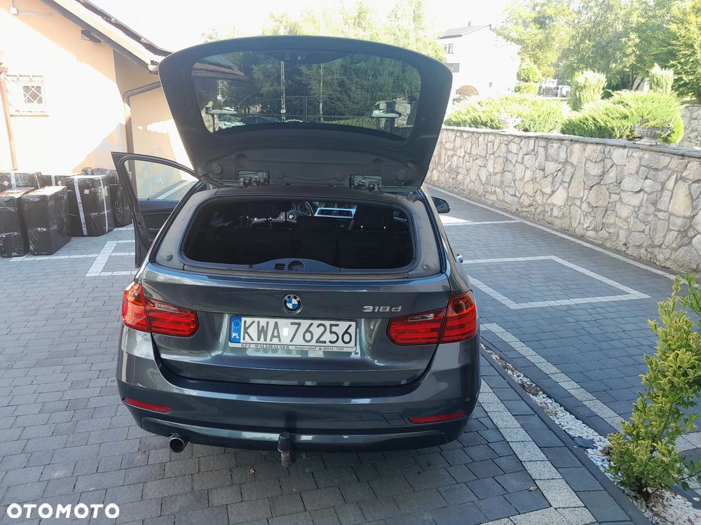 BMW Seria 3 - 23