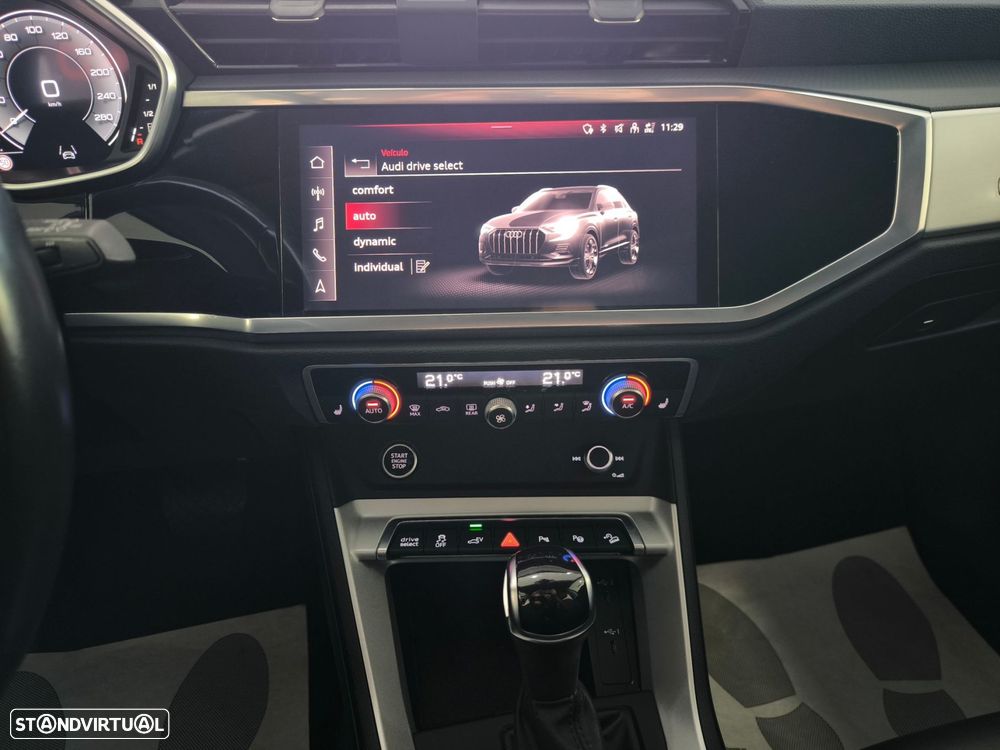 Audi Q3 45 TFSIe S line S tronic - 14
