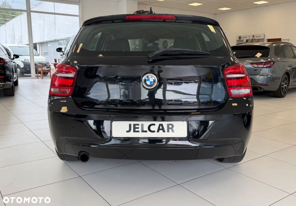 BMW Seria 1 116i - 6