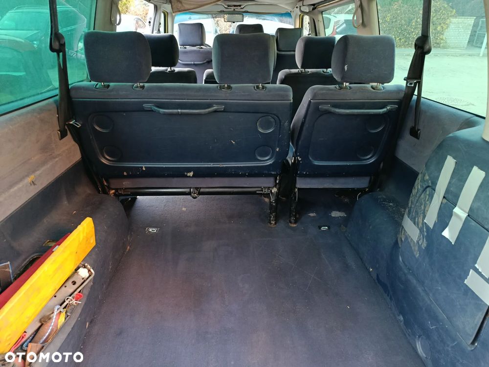 Volkswagen Caravelle TDI Basis / CL - 19