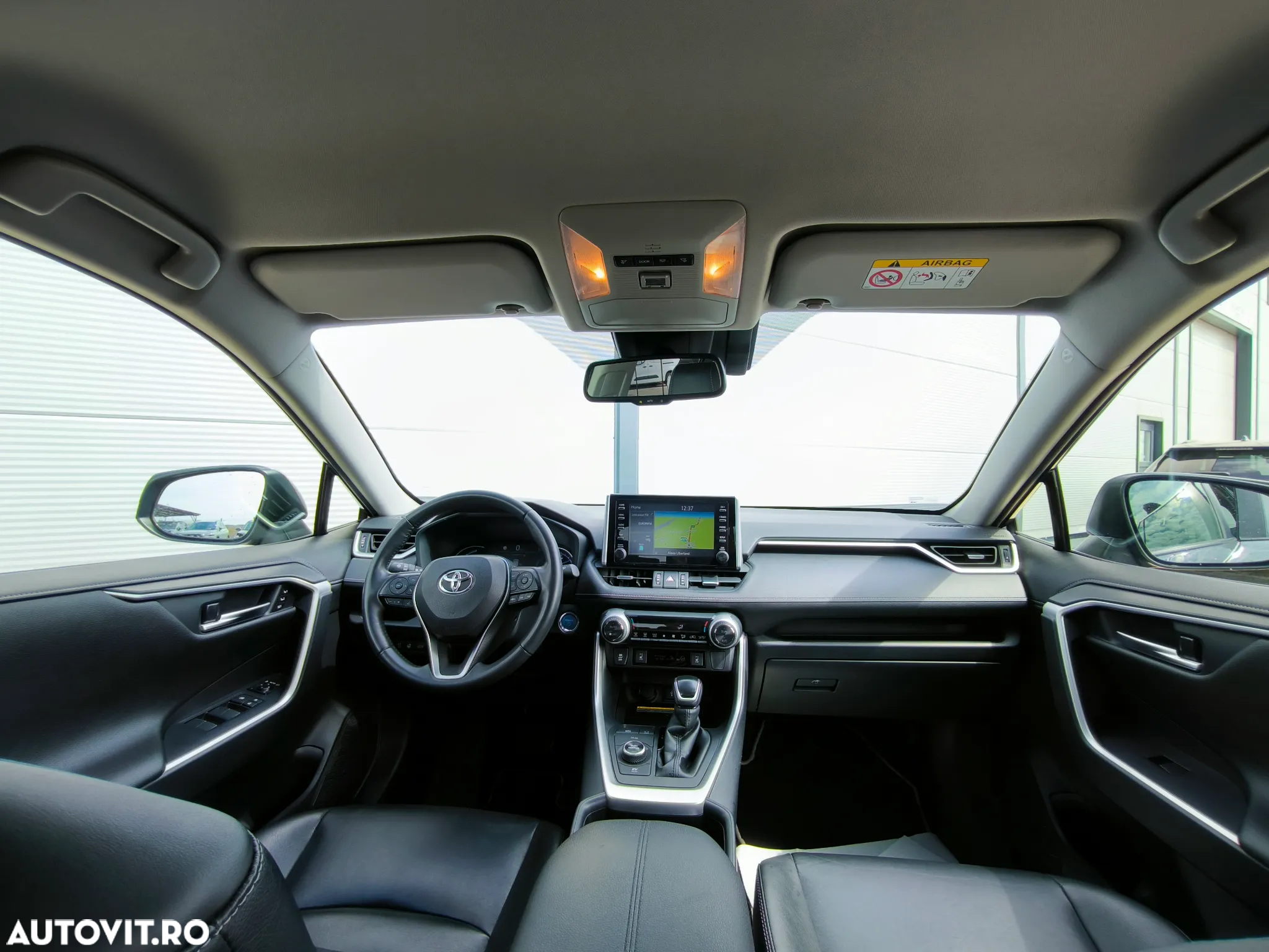 Toyota RAV4 2.5 Hybrid VVT-iE 4x4 Luxury - 9