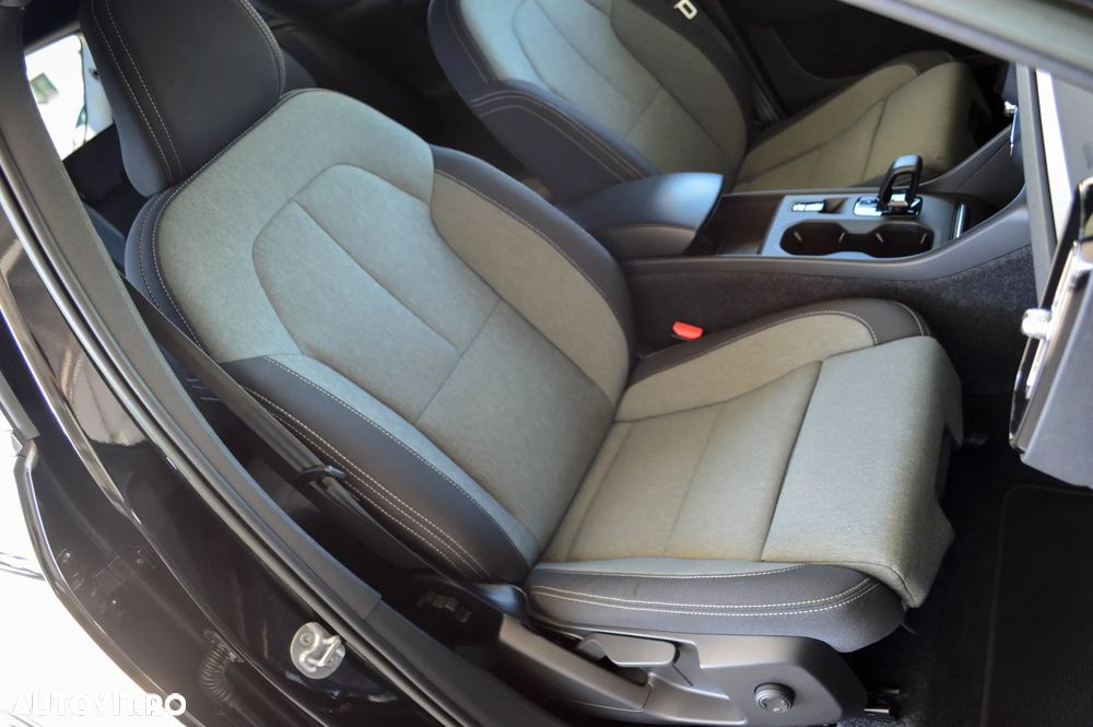 Volvo XC 40 T4 Recharge DKG Plus Dark - 29