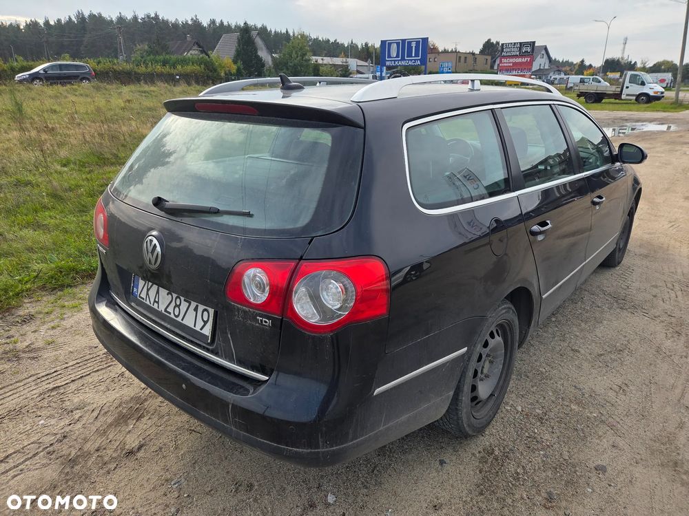 Volkswagen Passat - 3