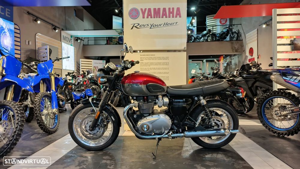 Triumph Bonneville T120 - 12