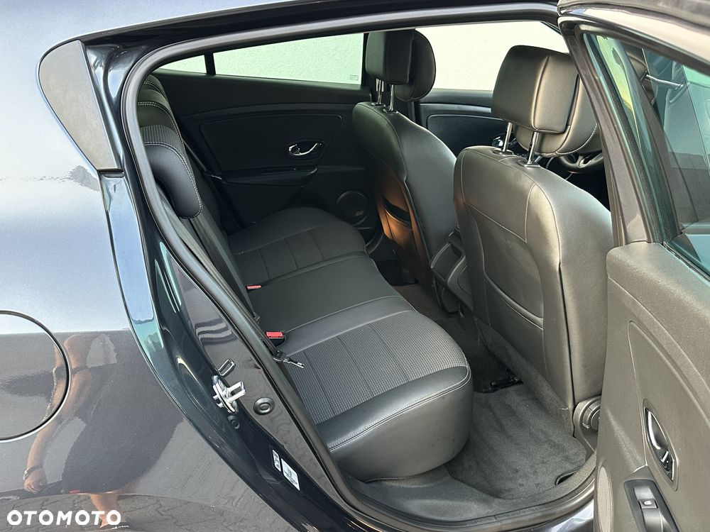 Renault Megane - 25