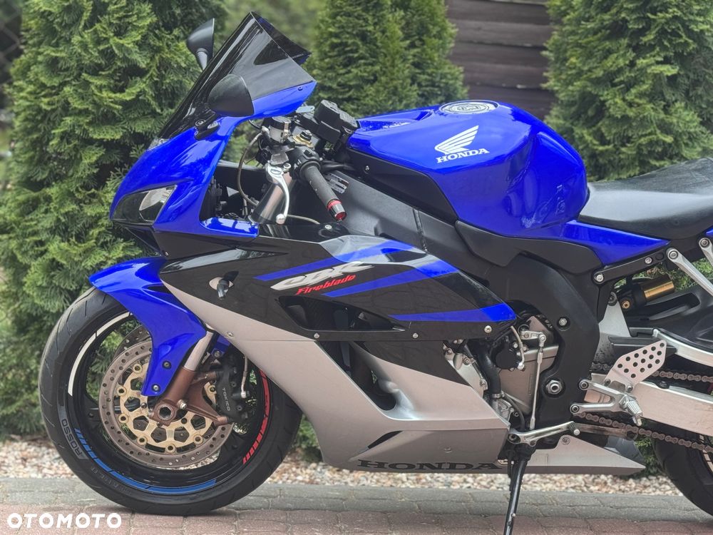 Honda CBR - 19