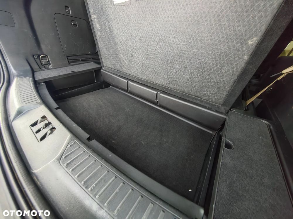 Ford Explorer EcoBoost Plug-in Hybrid PLATINUM - 33