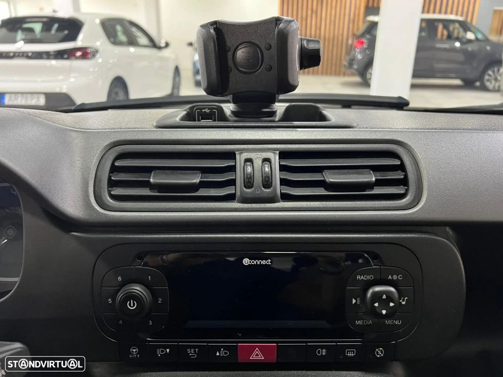 Fiat Panda 1.0 Hybrid City Life - 19