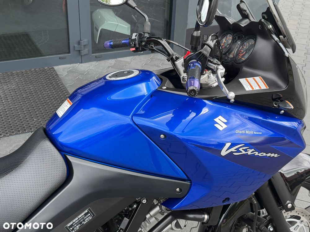 Suzuki V-STROM - 11
