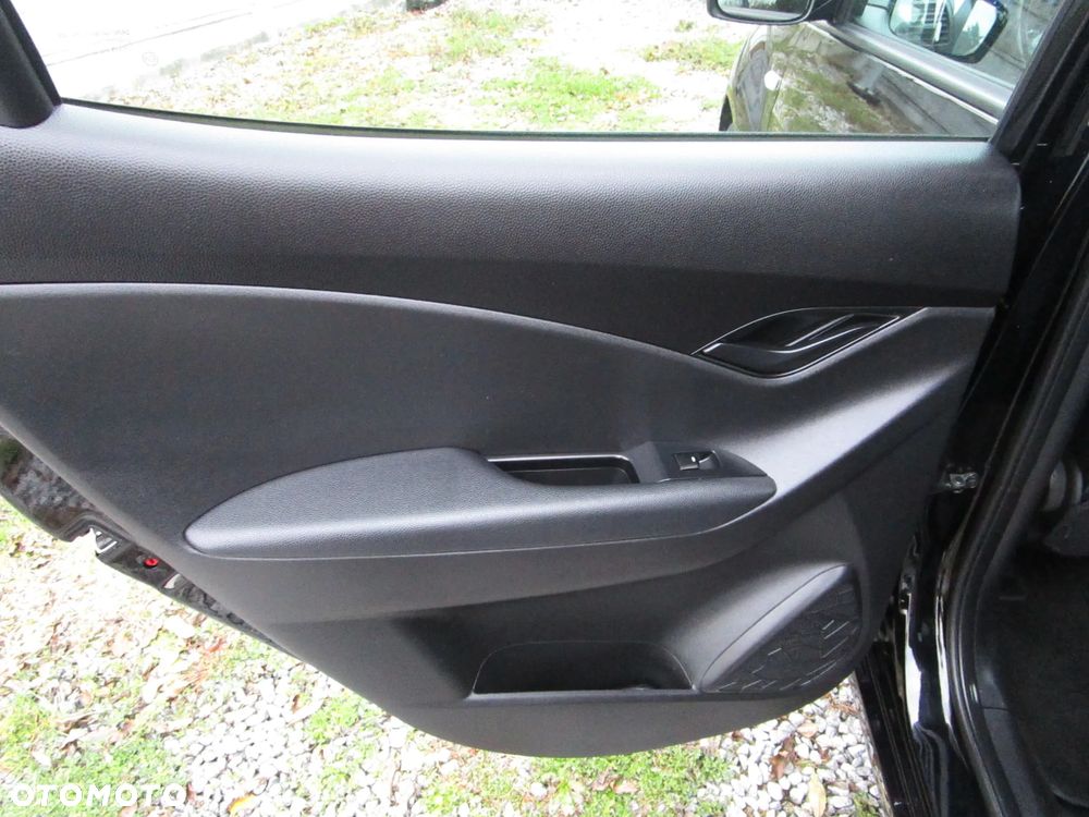 Hyundai ix20 - 28