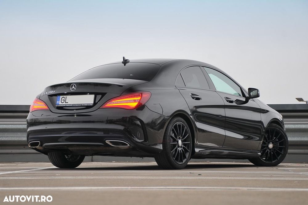 Mercedes-Benz CLA 200 d 7G-DCT AMG Line - 4