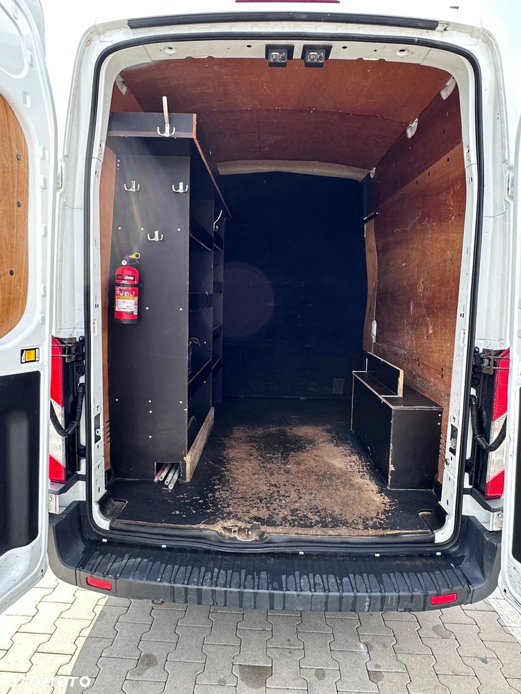 Ford Transit - 13