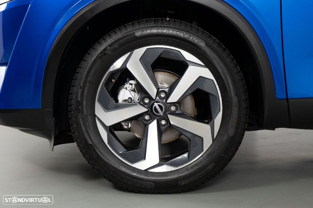 Nissan Qashqai 1.3 DIG-T N-Connecta LED+SKY - 19