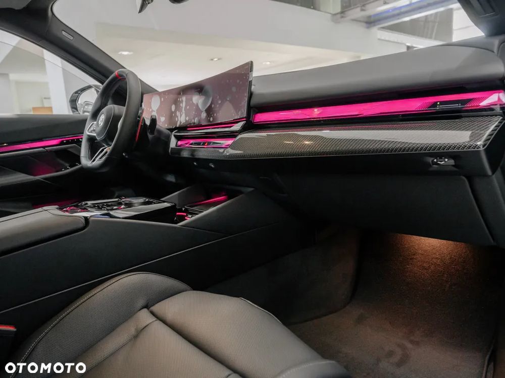 BMW M5 ver-phev - 7
