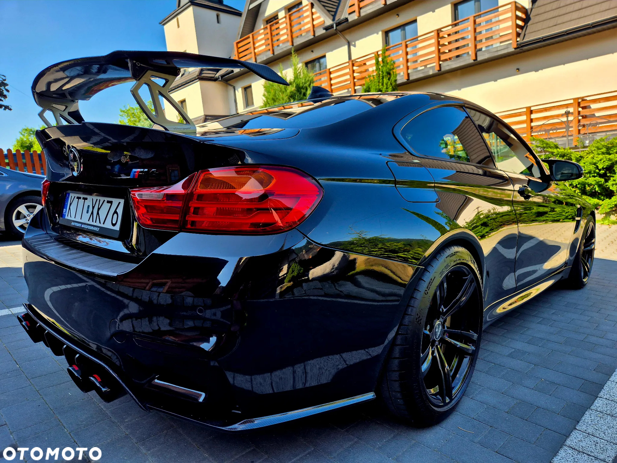 BMW M4 DKG - 8