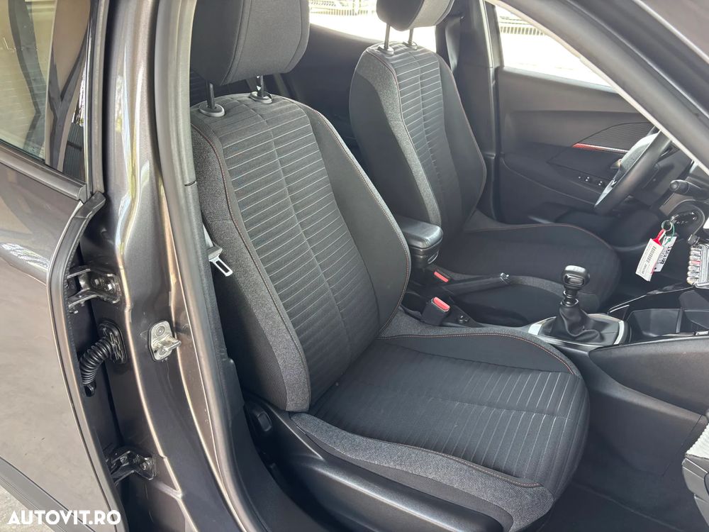 Peugeot 2008 BlueHDi 110 Active Pack - 31