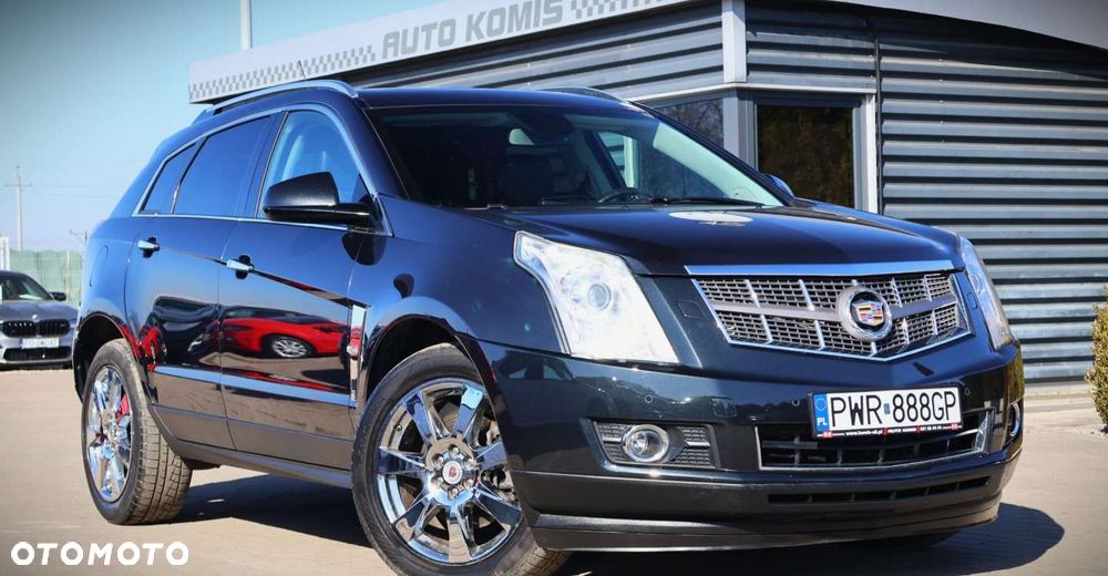 Cadillac SRX - 10