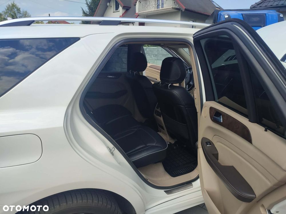 Mercedes-Benz ML - 13