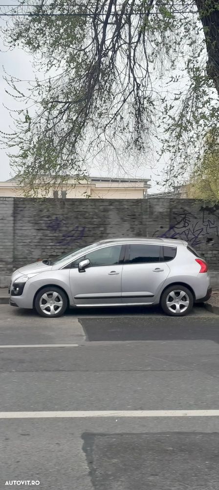 Peugeot 3008 2.0 HDI FAP Premium - 7