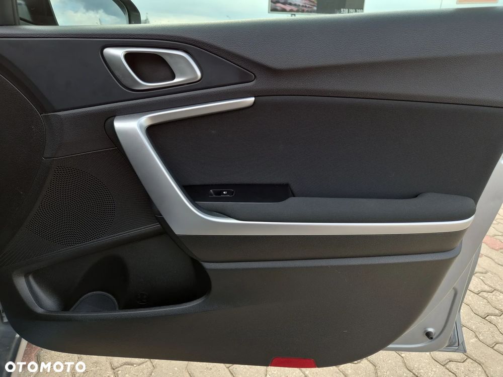 Kia Ceed 1.5 T-GDI M DCT - 26