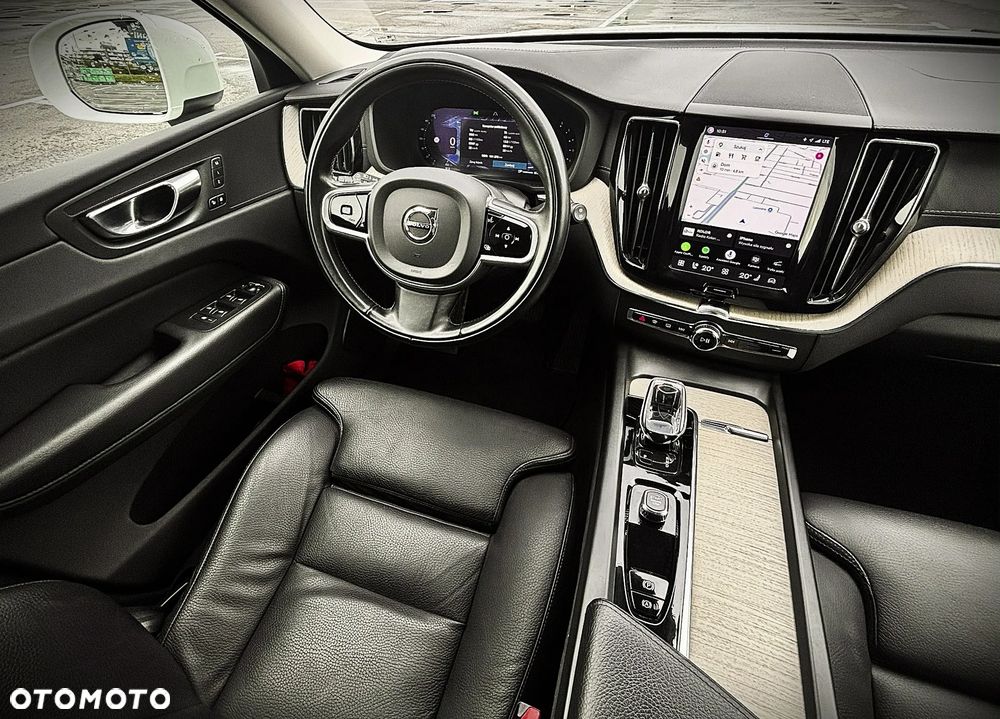 Volvo XC 60 B4 D Inscription - 13