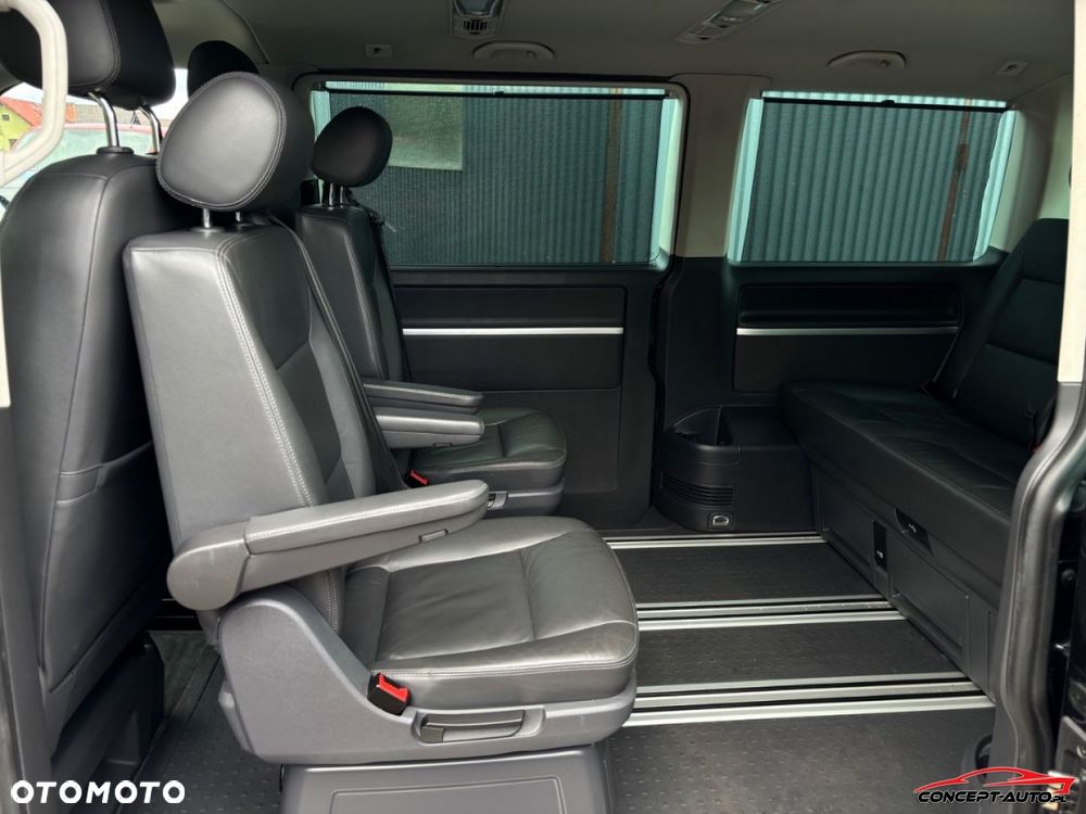 Volkswagen Multivan - 19