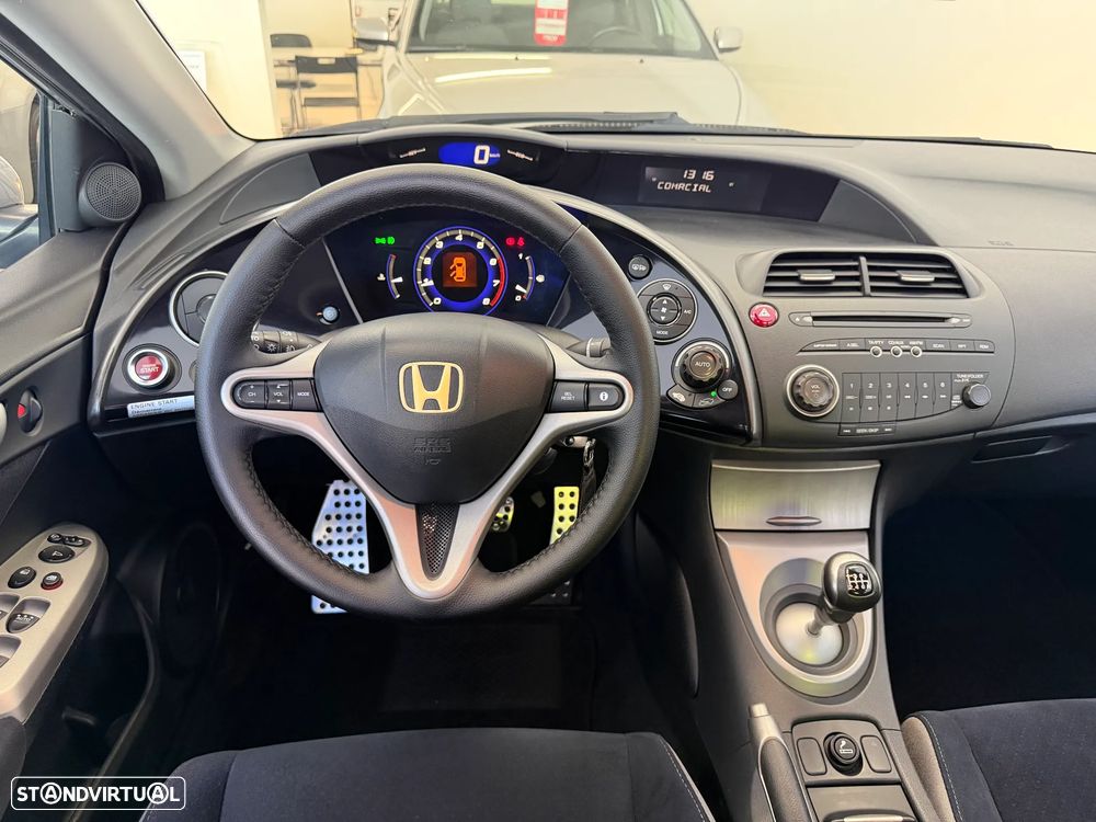 Honda Civic 1.4 Sport - 21