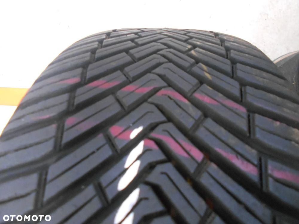 OPONA POJEDYNKA 205/55R16 CONTINENTAL ALLSEASON CONTACT DOT 4421 7.4MM - 2