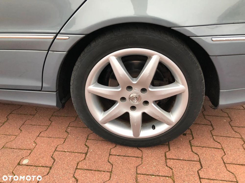 Mercedes-Benz Klasa C 200 Kompressor Avantgarde Sport Edition - 16