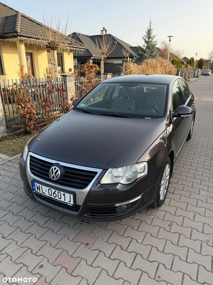 Volkswagen Passat 2.0 TDI Comfortline - 1