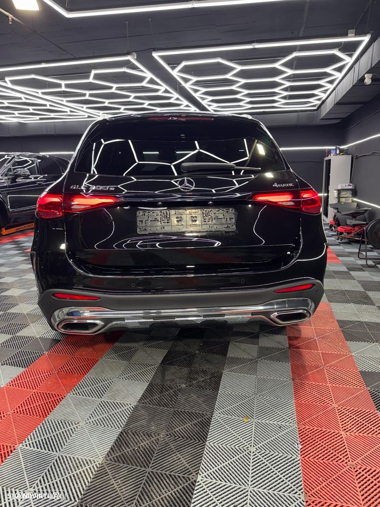 Mercedes-Benz GLC 300 e 4Matic 9G-TRONIC Edition AMG Line - 5